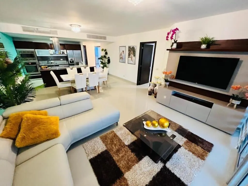 Luxurious Hideaway With Private Beach Access Playa del Carmen 0*,