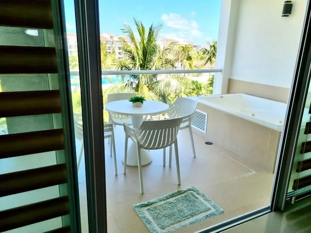 Apartment Luxurious Hideaway With Private Beach Access Playa del Carmen Mexico