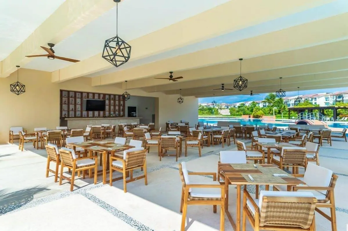 Luxurious Hideaway With Private Beach Access Playa del Carmen Mexico